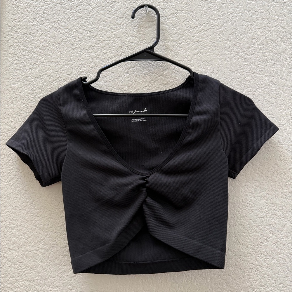 Black V-Neck Twist Front Crop Top